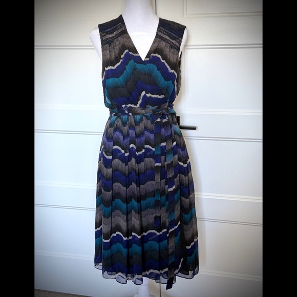 Diane von Furstenberg DVF Bali Silk Wrap Dress Size 6 - Picture 1 of 12